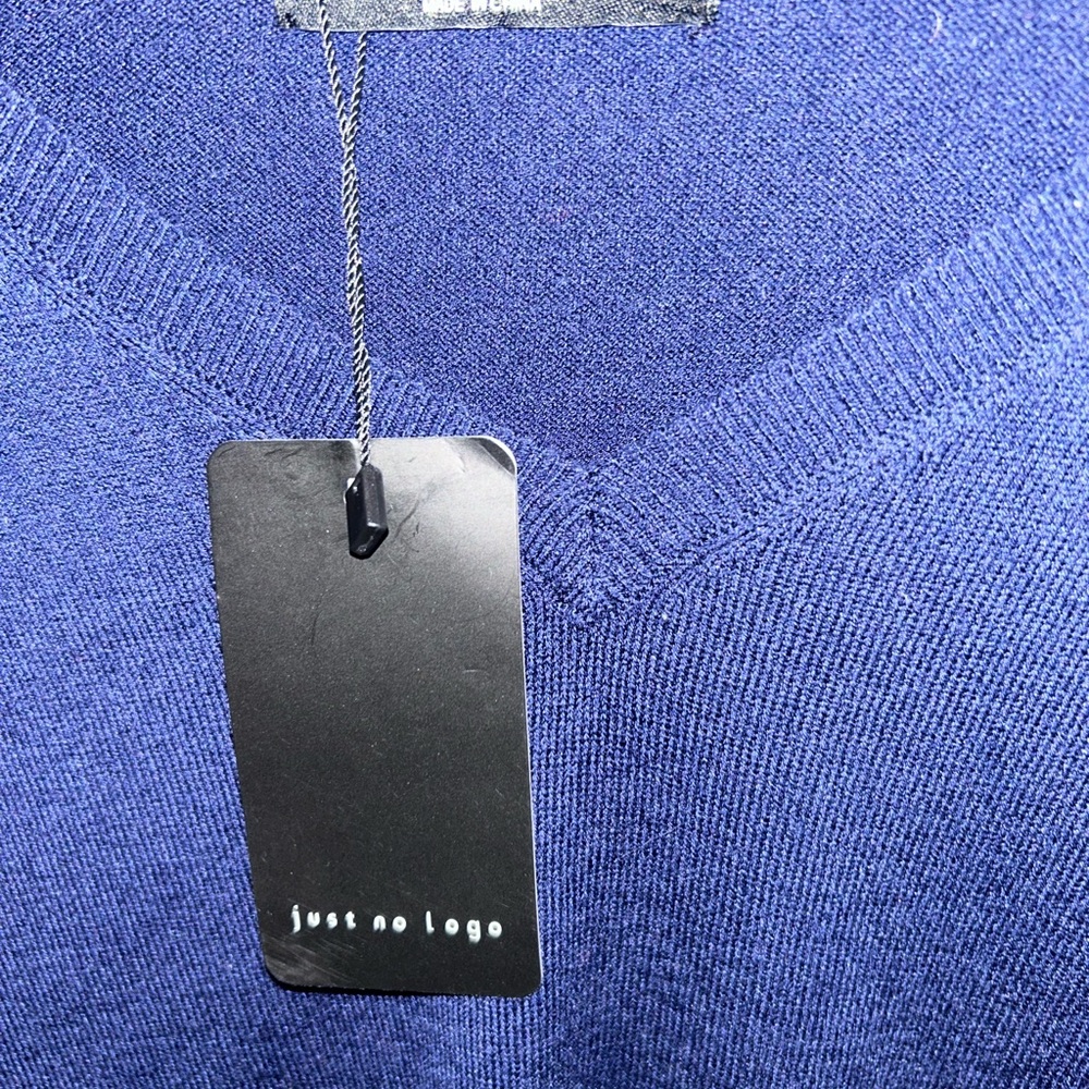 Men's Blue Sweater
